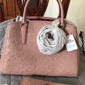Coach Pocketbook Weird matching wallet